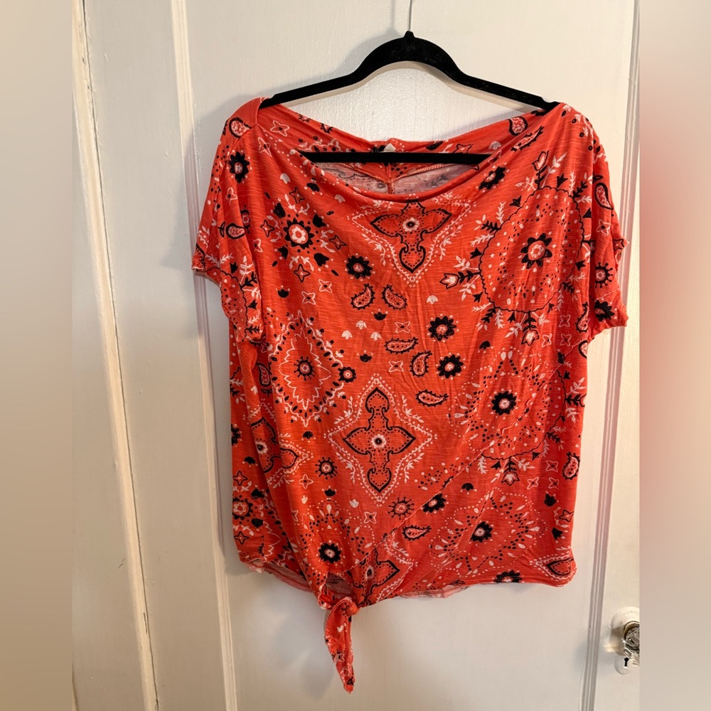 Maurices Tie Front Short Sleeve Shirt Size S